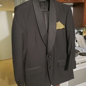 Suit